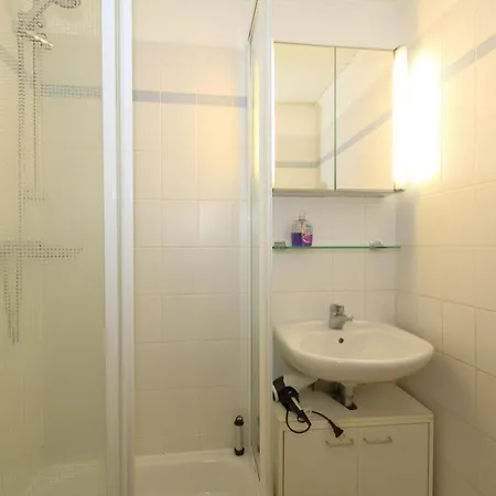 Atlantik-1-41-an-der-„sylter-welle“ Vesterland